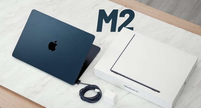 MacBook Air M2 màu Midnight (xanh bóng đêm) kèm hình ảnh!