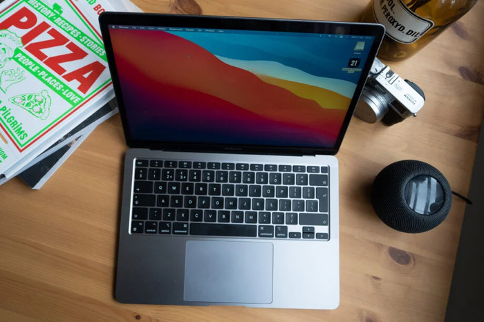 MacBook Air M1 nặng bao nhiêu? Có phải là phiên bản nhẹ nhất?