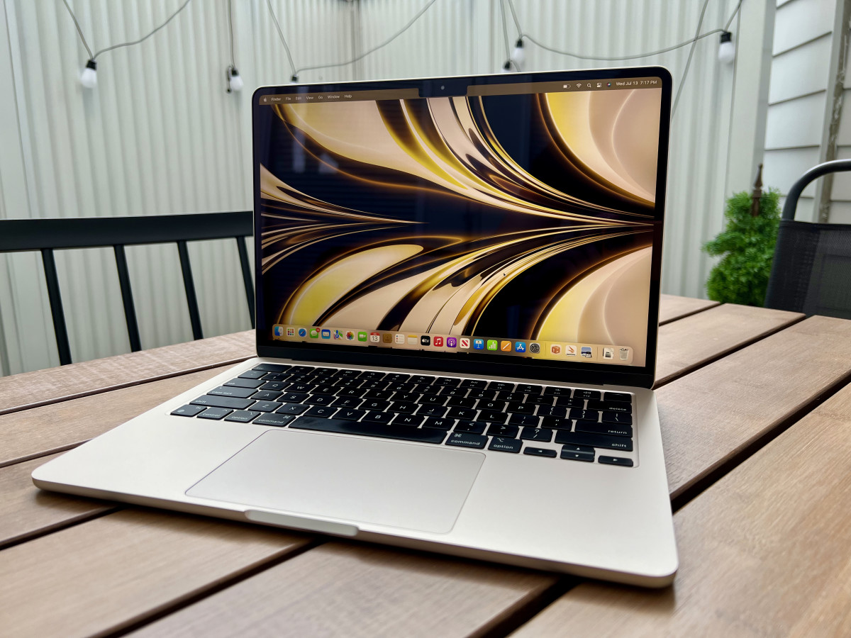 MacBook đắt hơn những dòng laptop khác: Nguyên nhân vì đâu?