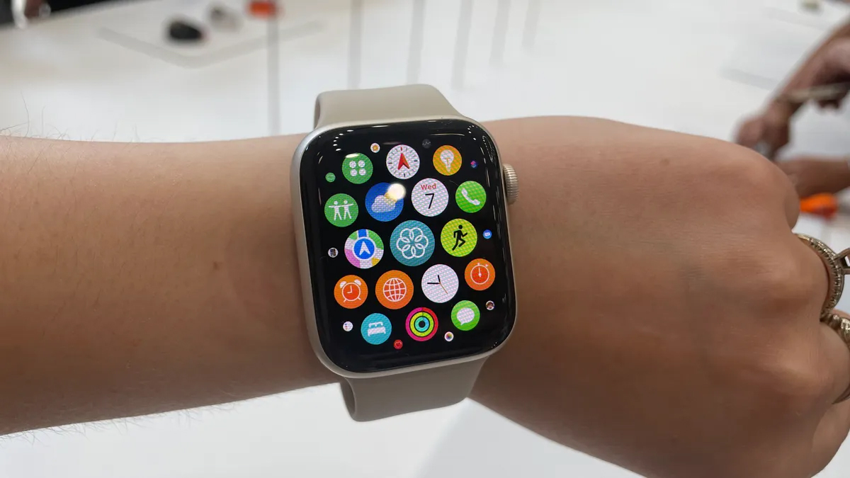 4 Cách tìm kiếm thiết bị thông qua Apple Watch