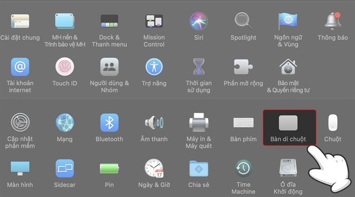 Bạn cần vào mục Trackpad để thay đổi cài đặt cho bàn di chuột MacBook Pro.