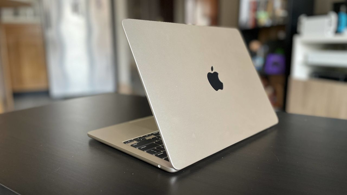 MacBook sở hữu thiết kế kim loại tinh tế