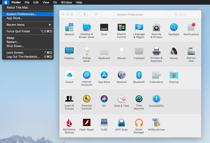 Nhấn vào Logo của Apple trên màn hình và lựa chọn mục System Preferences…
