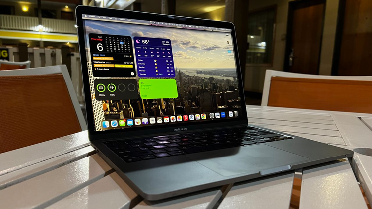 MacBook Pro M3 Pro 16 inch 18GB 512GB cung cấp khả năng thao tác hoàn hảo với hàng ngàn ứng dụng chuyên nghiệp