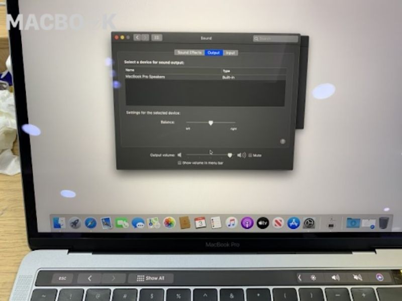 Nếu loa và mic không bị rè hay tịt thì âm thanh của MacBook Air vẫn hoạt động bình thường