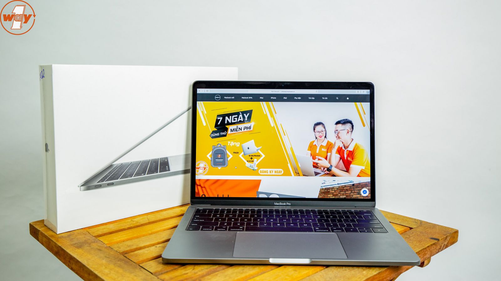 MacBook Pro 13 inch cũ đời 2017 - MPXQ2 - màu Xám