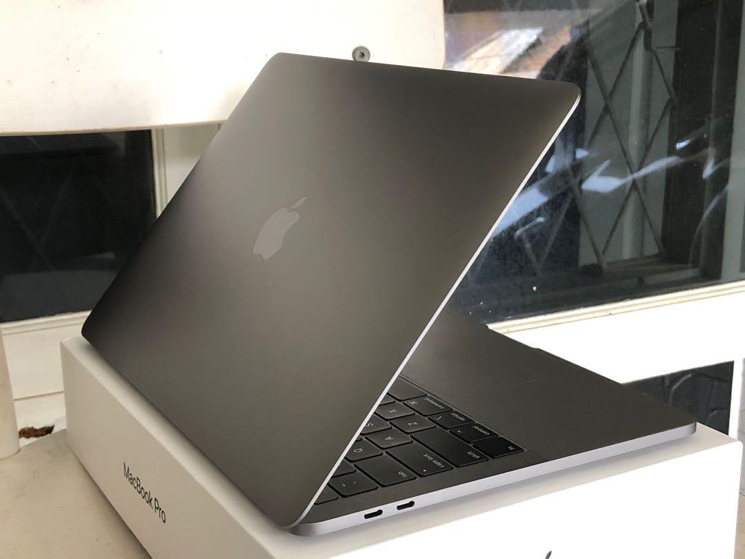 MacBook Pro 13 inch cũ đời 2018 - MR9R2