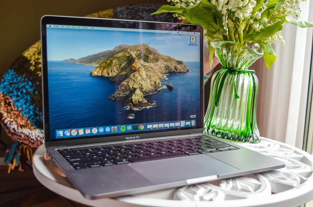 MacBook Pro 13 inch cũ đời 2020 - MWP72 - màu Bạc