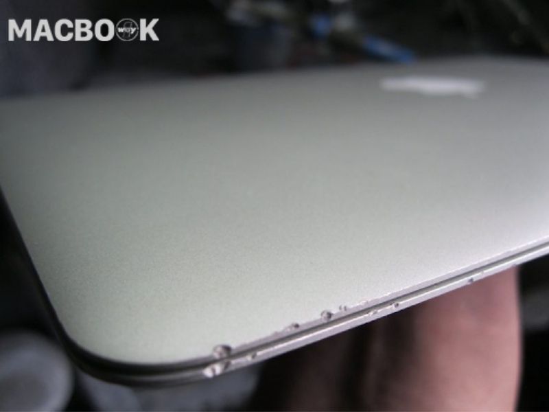 Nên chọn những chiếc MacBook Air ít xước hoặc không xước