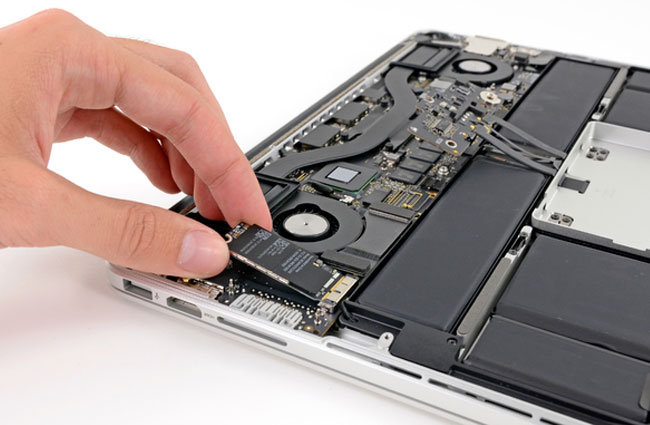 MacBook dựng thường bị thay thế linh kiện