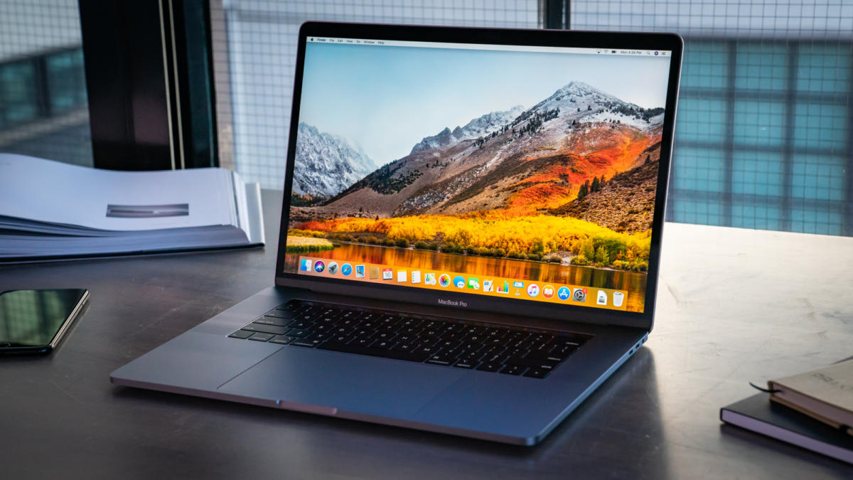 MacBook Pro 15 inch 2018 với chip 6 nhân