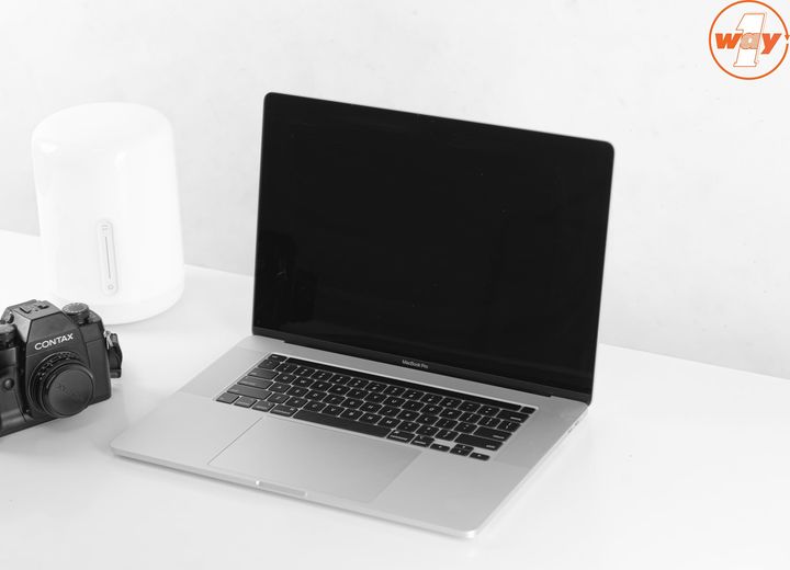 MacBook MVVL2 tại Oneway có ngoại hình đẹp keng như mới