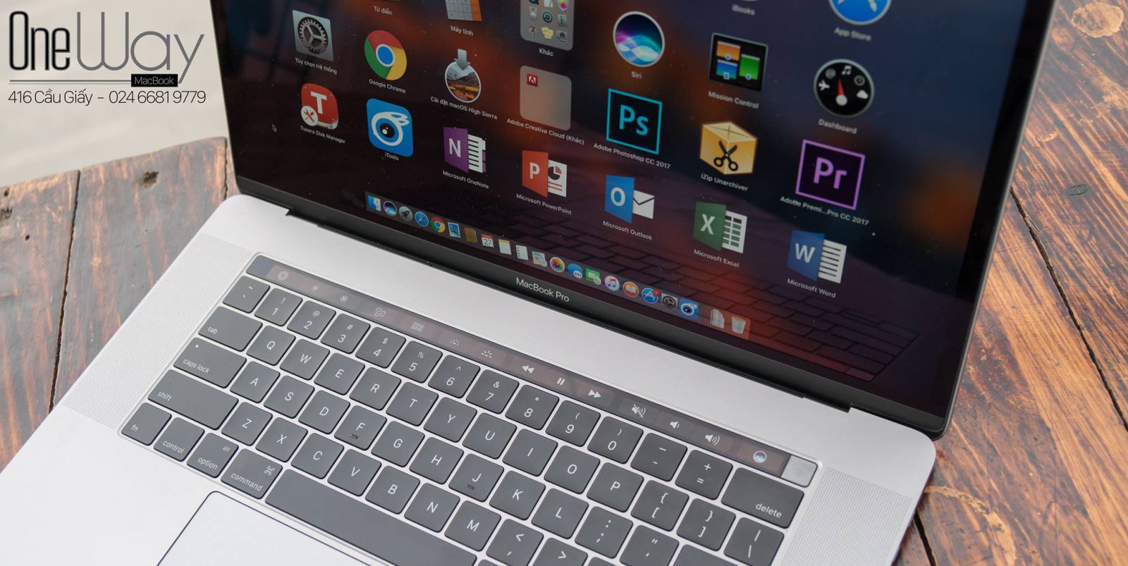 MacBook Pro 15 inch Touch bar cũ 2016