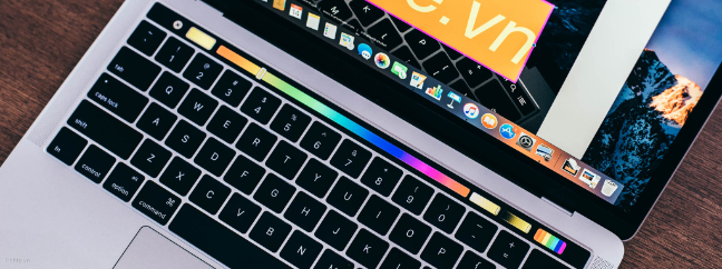 Touch Bar là người bạn đồng hành cực kỳ đắc lực với người dùng MacBook